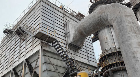 Tangshan Donghua proje sahasındaki kireç fırını toz toplayıcının taşınması